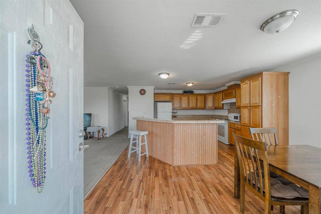 Crystal Beach, TX 77650,906 Moms Road
