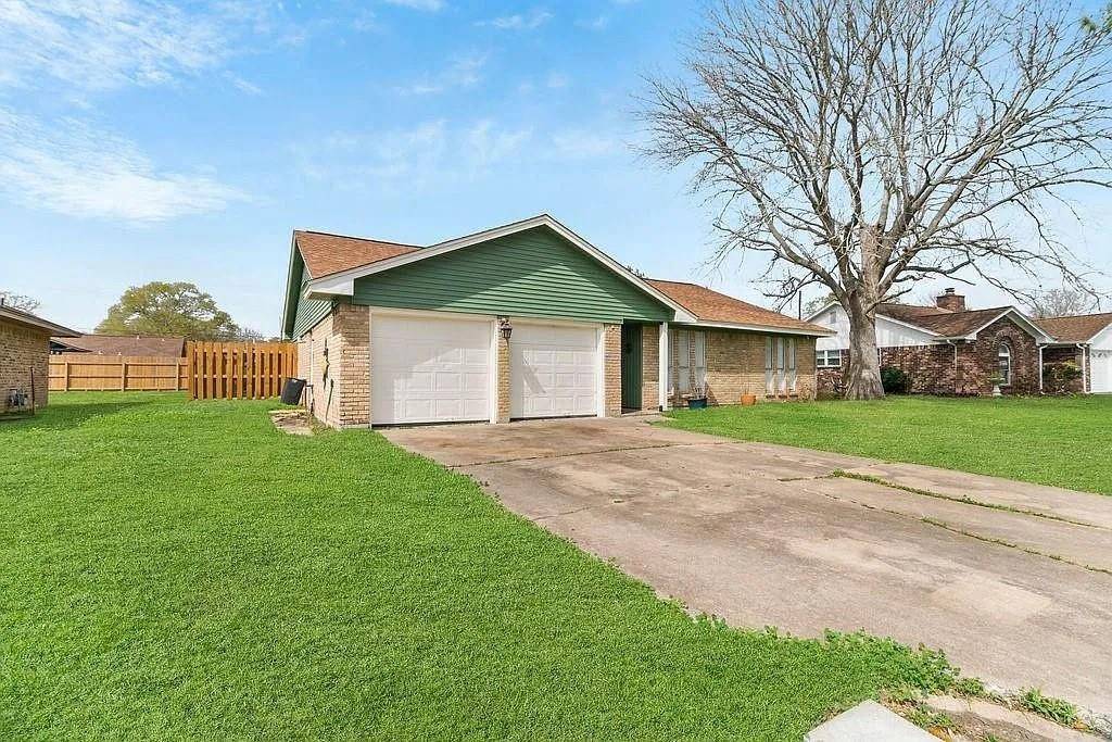 Lake Jackson, TX 77566,59 Blue Bell CT