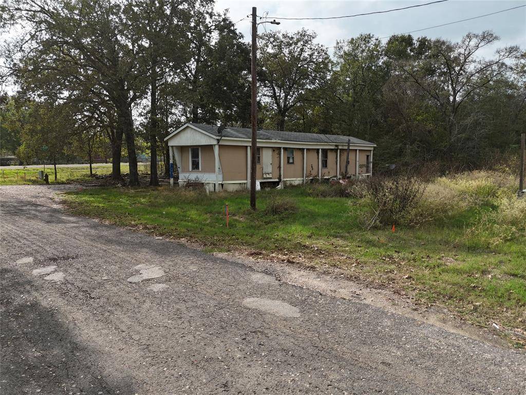 Livingston, TX 77351,115 W Sherwood DR