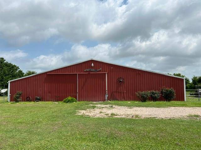 Angleton, TX 77515,2045 County Road 220