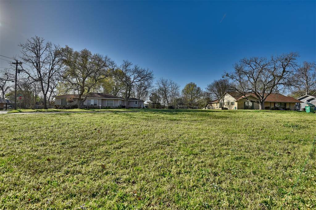 Brenham, TX 77833,000 Rhames AVE