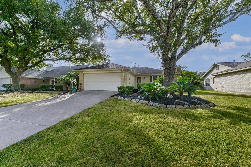 Pearland, TX 77584,910 W Primrose Meadows CIR