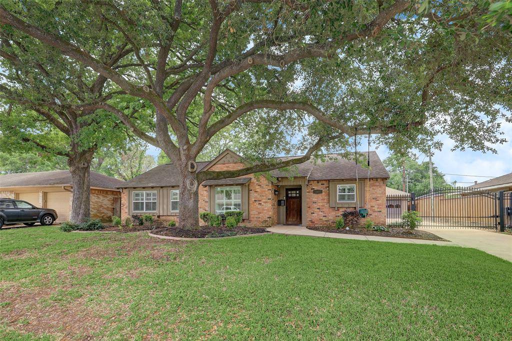 Houston, TX 77008,1827 Widdicomb CT