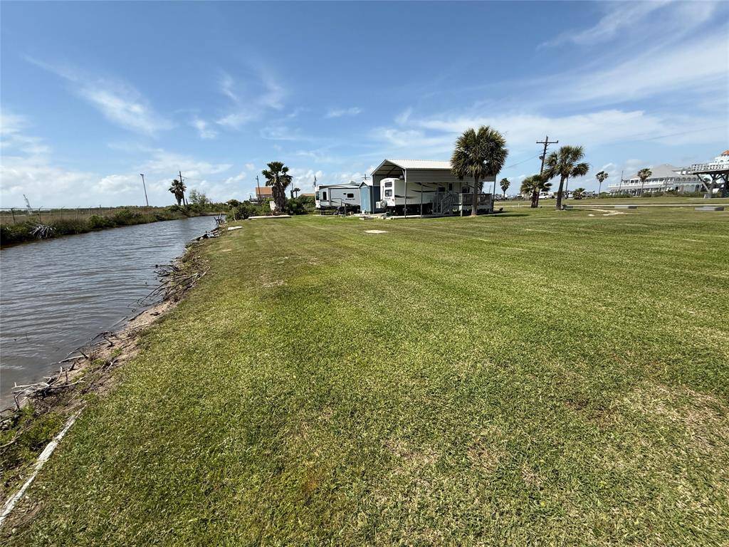 Port Bolivar, TX 77650,1283 N Monkhouse DR