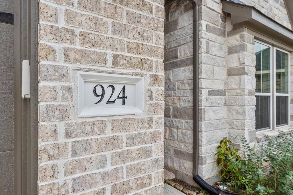 Katy, TX 77493,924 Lunar View CT