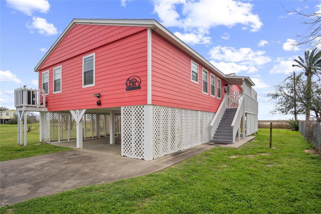 Port Bolivar, TX 77650,2012 Keystone