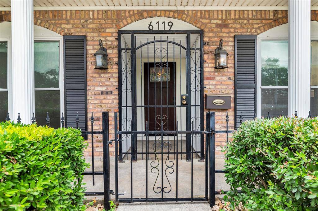 Houston, TX 77096,6119 S Braeswood BLVD