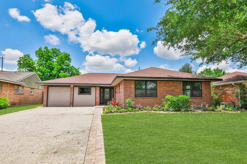Houston, TX 77092,5714 Nina Lee LN