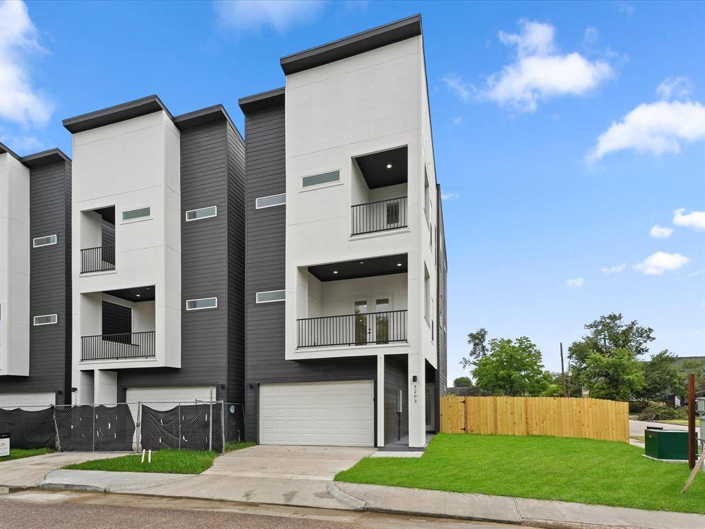Houston, TX 77020,1264 Finnigan ST