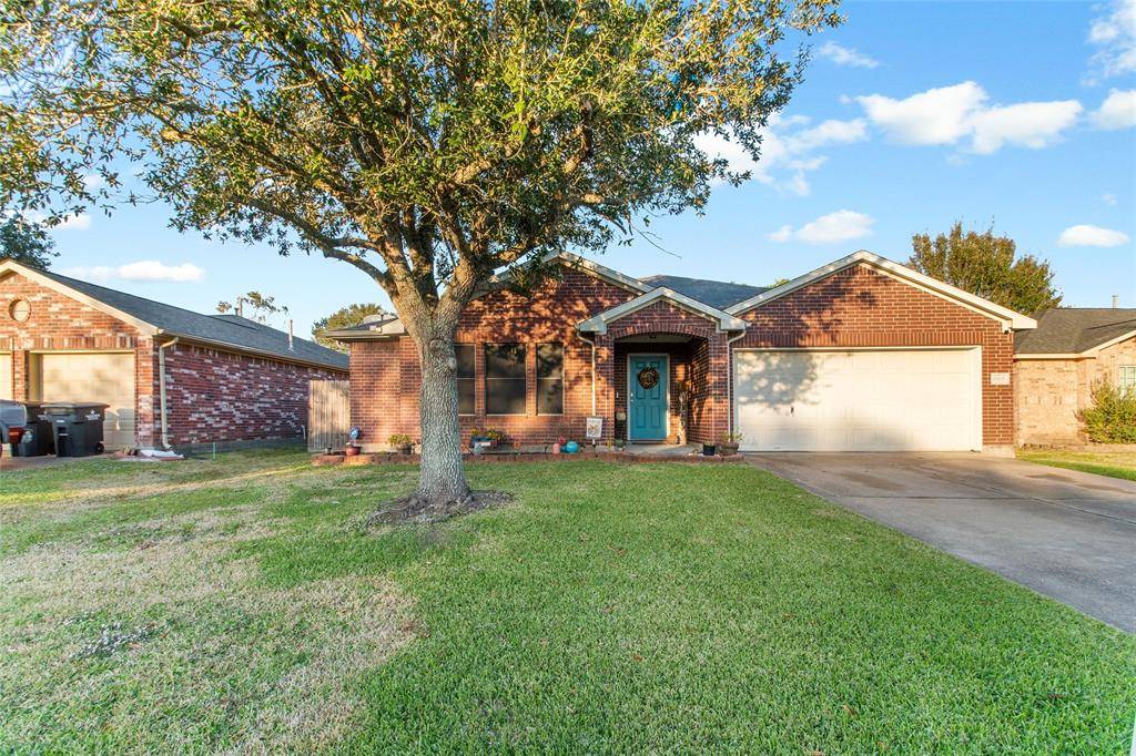 Alvin, TX 77511,2905 Community DR