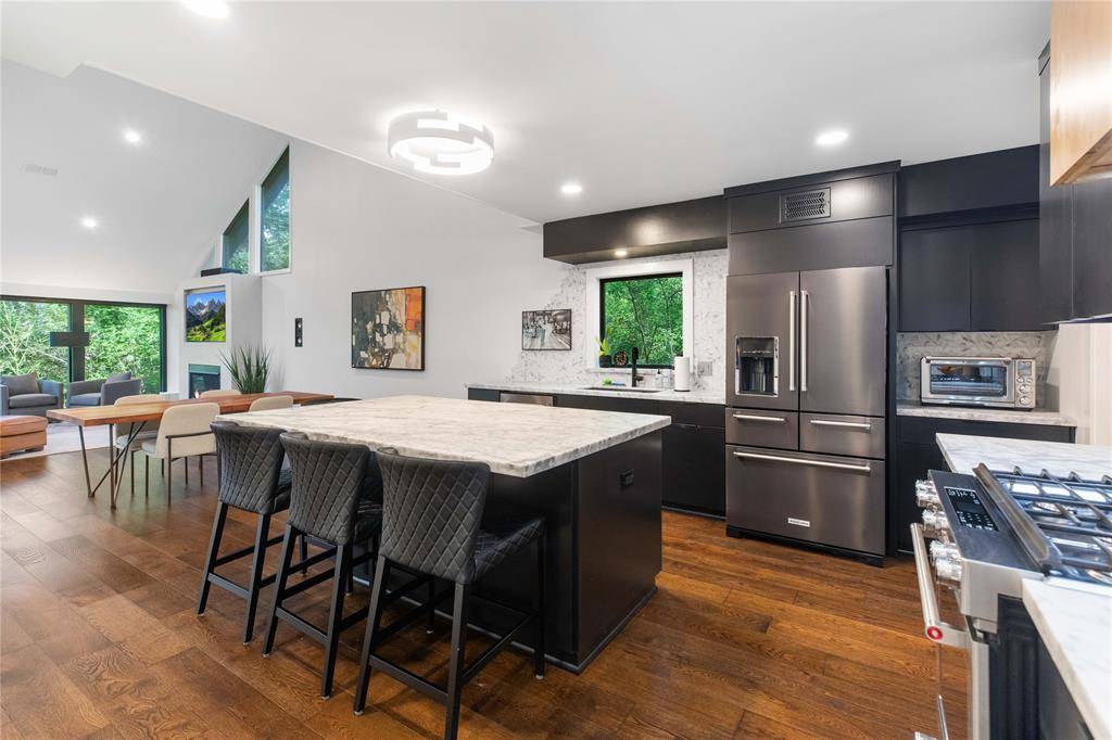 College Station, TX 77840,23 Forest DR