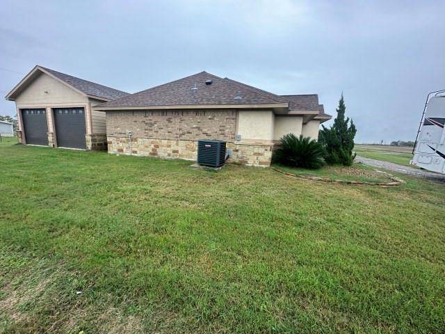 Tivoli, TX 77990,120 Layton LN