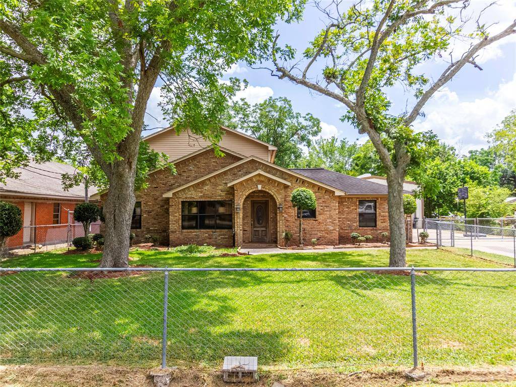 Pasadena, TX 77503,5314 Pine AVE