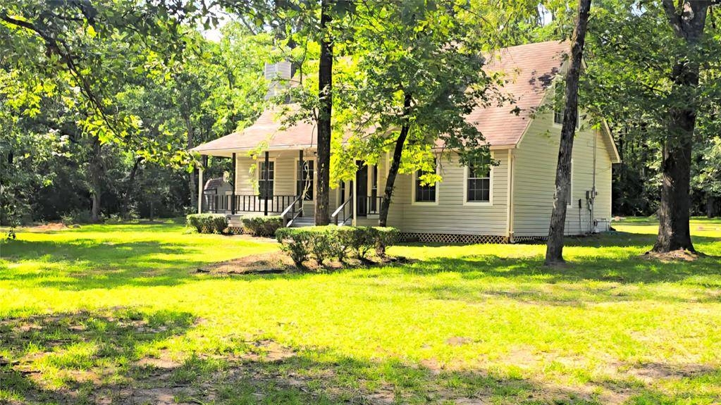 Onalaska, TX 77360,387 Hackberry Dr