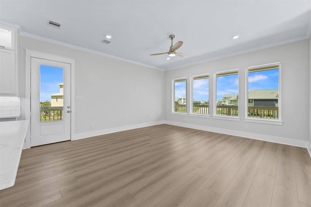 Galveston, TX 77554,4010 Miramar CT