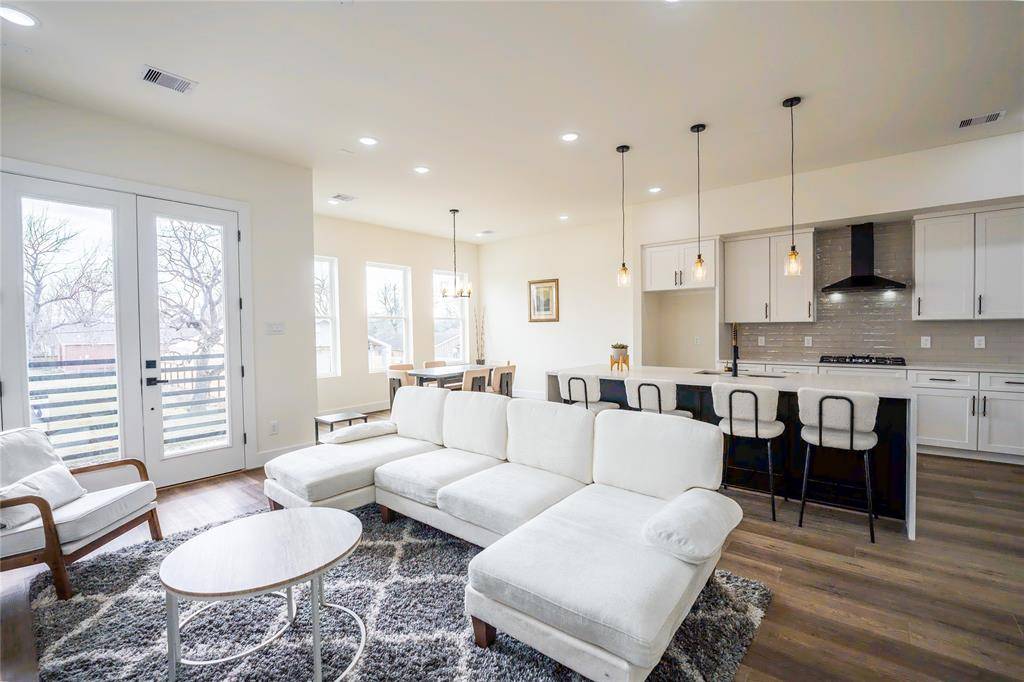 Houston, TX 77021,4107 Dreyfus ST