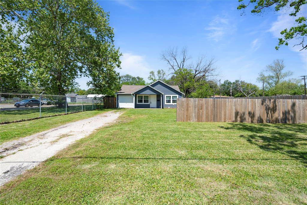 Texas City, TX 77590,2206 Texas AVE