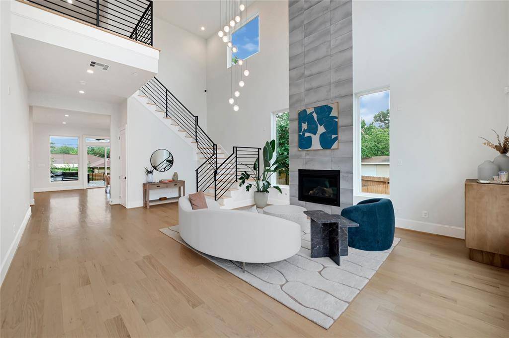 Houston, TX 77018,2202 Hewitt DR