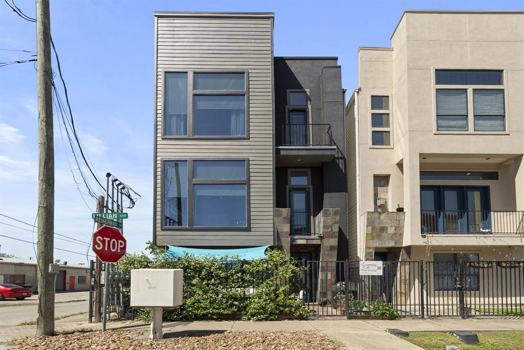 Houston, TX 77007,5122 lillian st