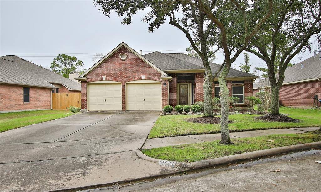 Houston, TX 77059,13723 Apple Knoll CT