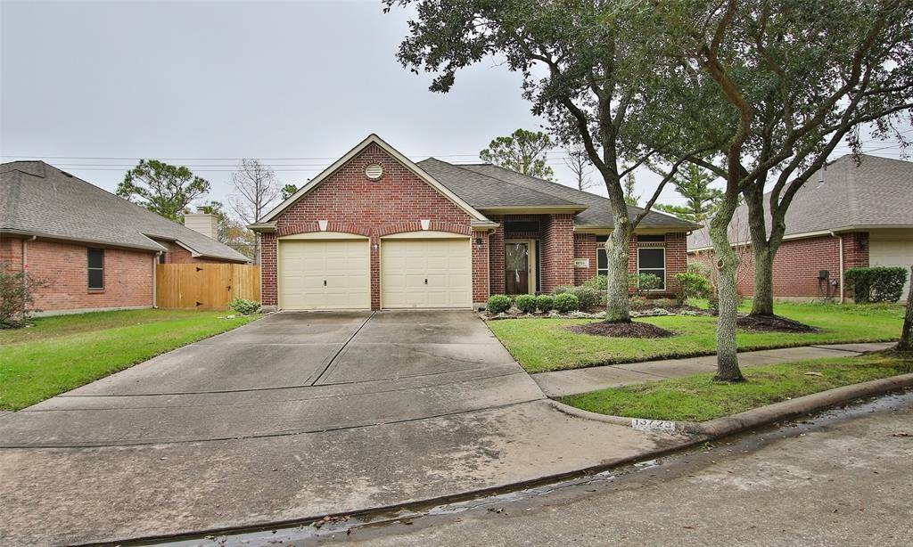 Houston, TX 77059,13723 Apple Knoll CT