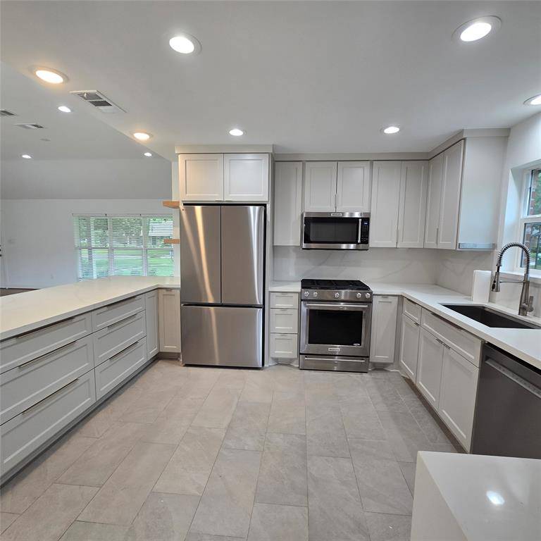 Houston, TX 77055,9746 Tappenbeck DR