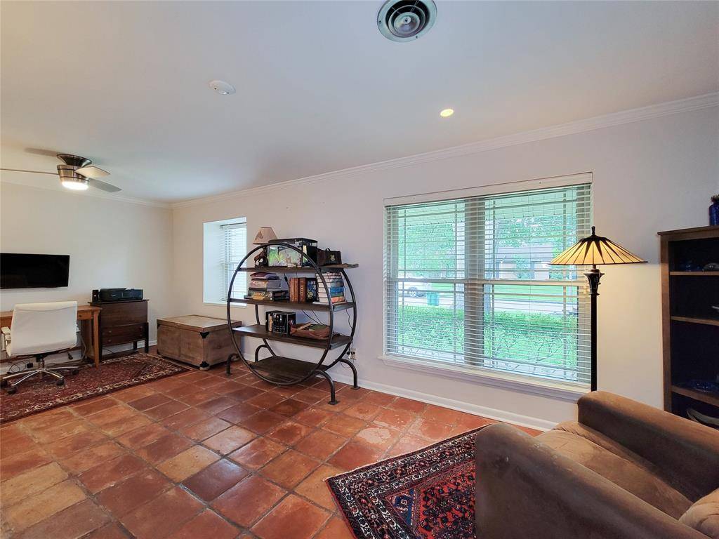 Houston, TX 77096,5439 Loch Lomond DR