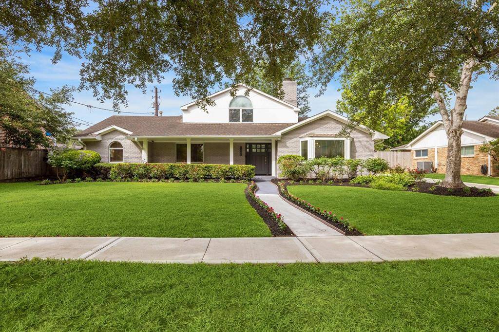 Houston, TX 77096,10306 Balmforth LN