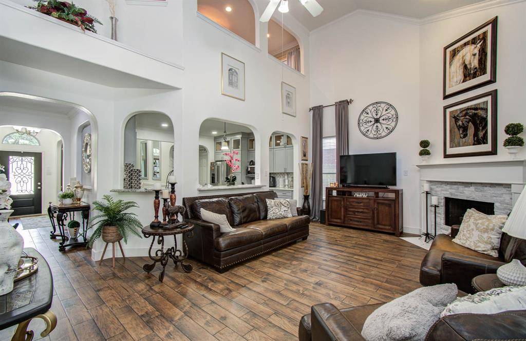 Baytown, TX 77520,206 Boxwood DR