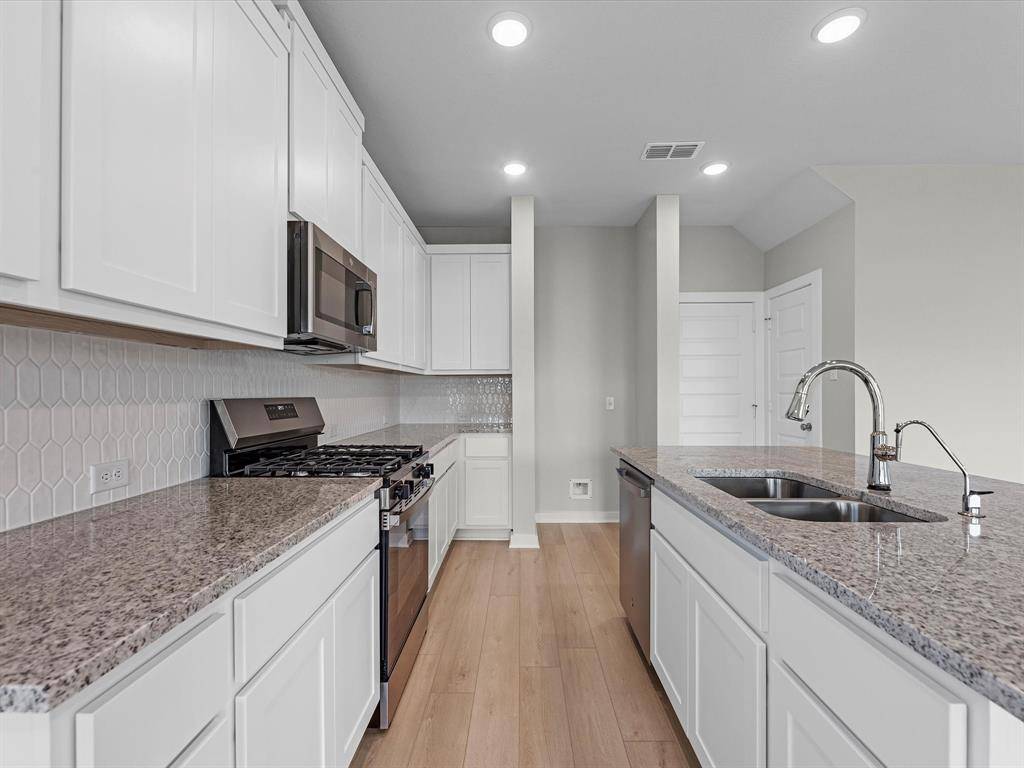 Cypress, TX 77433,21803 White Bellflower LN