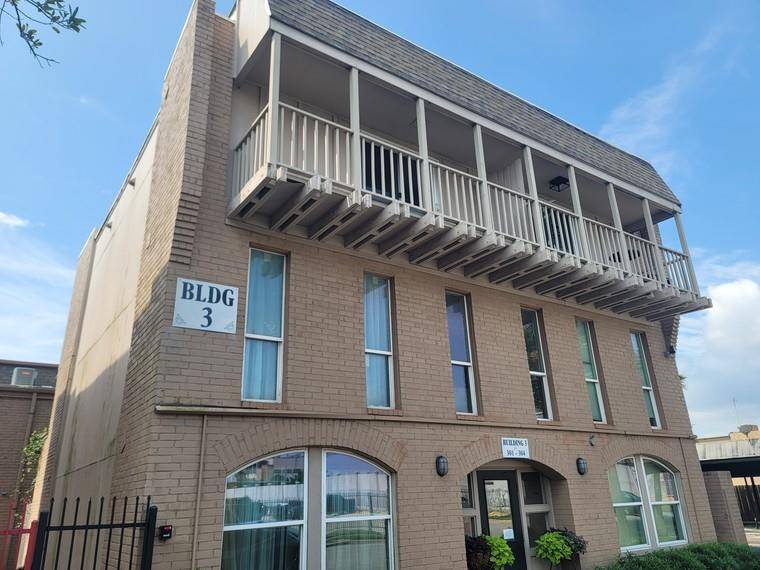 Galveston, TX 77550,215 Post Office ST #302