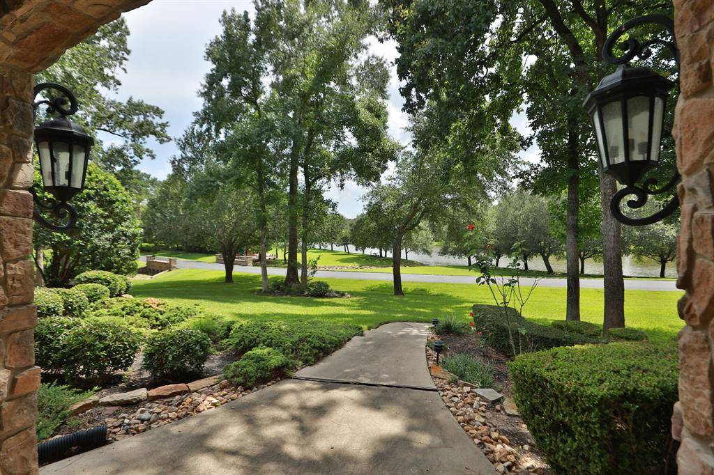 Pinehurst, TX 77362,37202 Anglers WAY