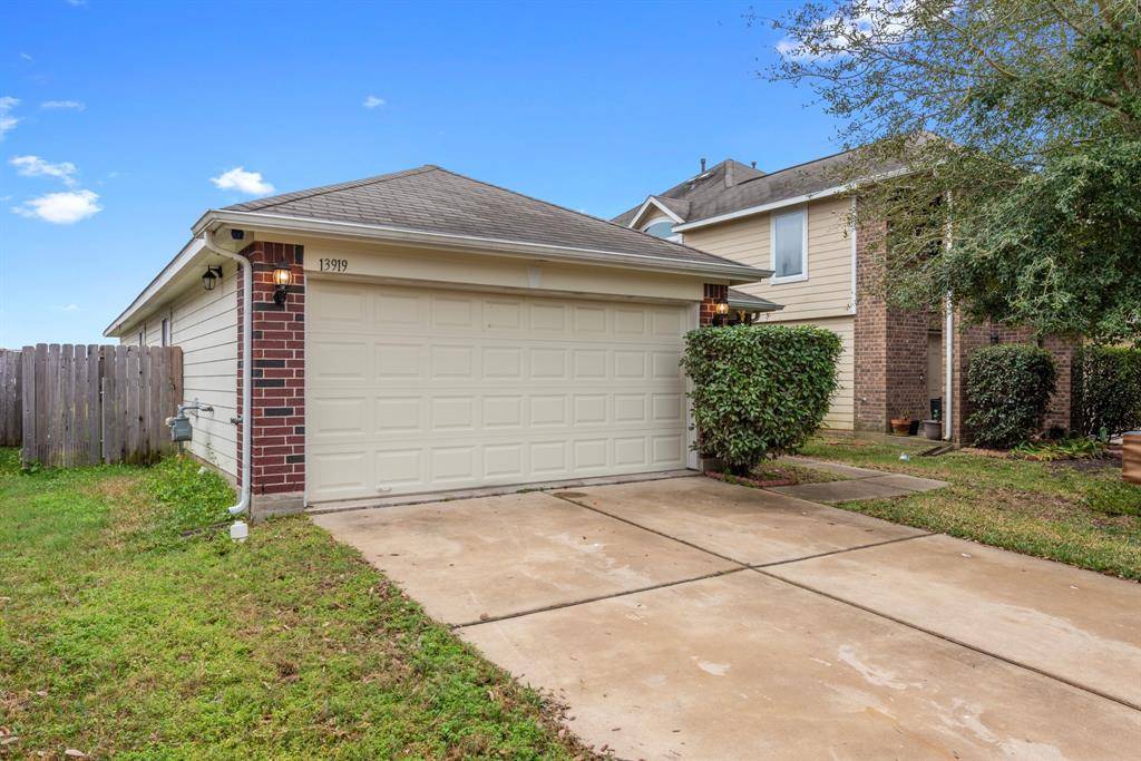 Houston, TX 77045,13919 Calm Wind WAY