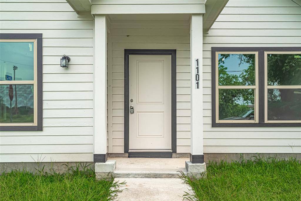 Baytown, TX 77520,1101 Johnson ST
