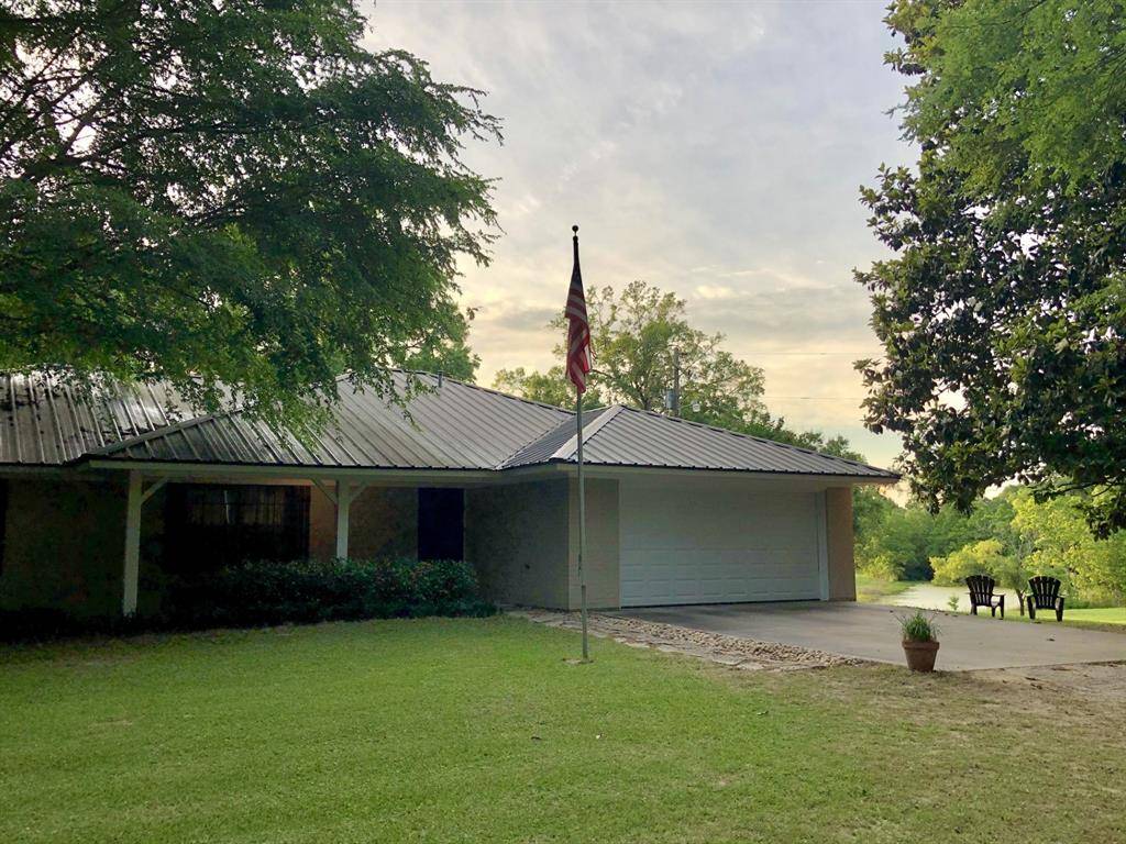 New Waverly, TX 77358,2290 Interstate 45 S