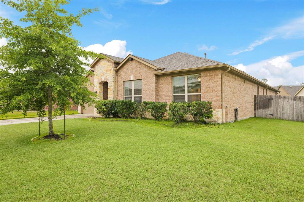 Houston, TX 77044,18018 Svensson Slade LN