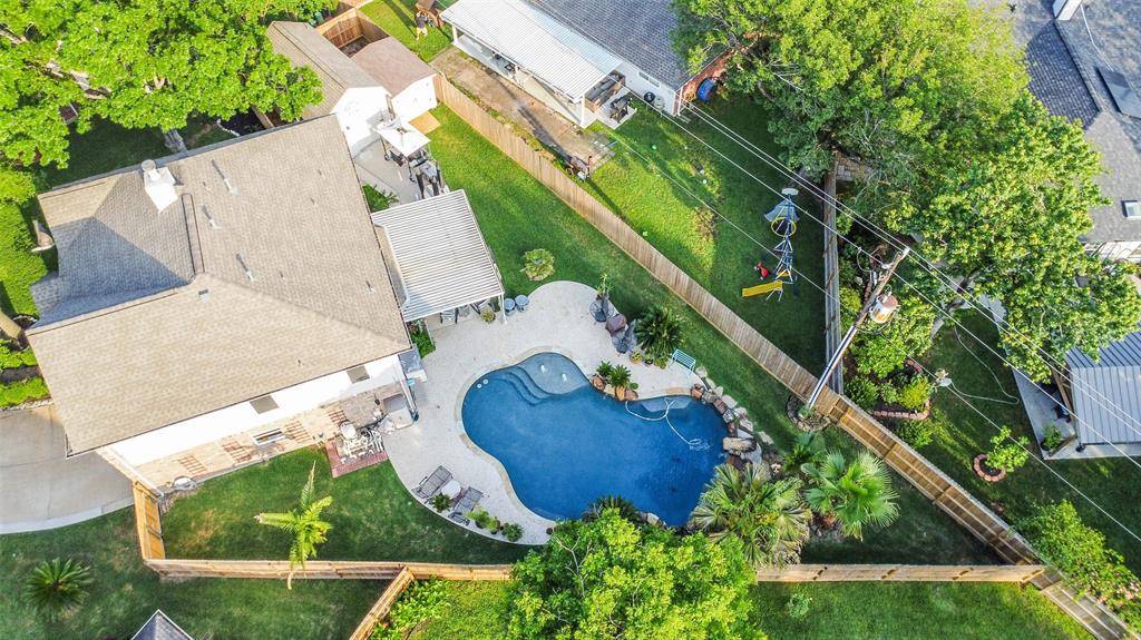 La Porte, TX 77571,10924 Thornwood DR
