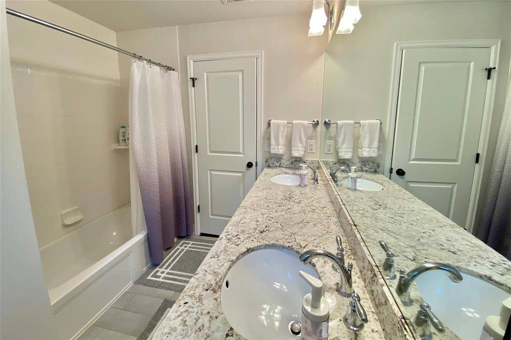 The Woodlands, TX 77380,25110 Glen Loch