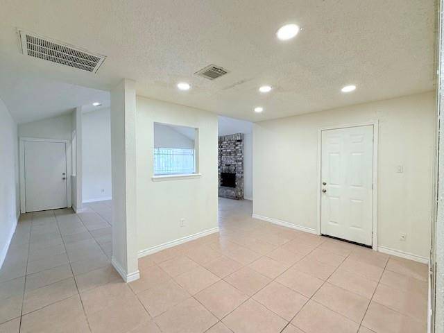 Houston, TX 77088,5711 Longforest DR