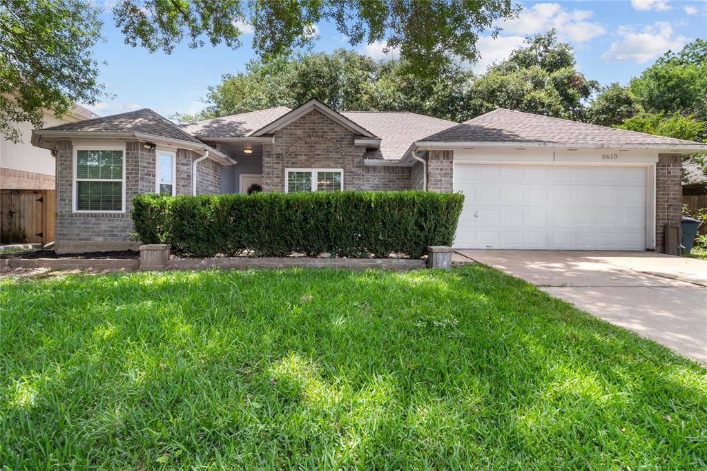 La Porte, TX 77571,8610 Venture LN