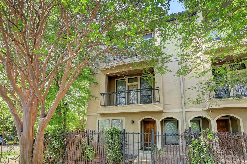 Houston, TX 77007,6134 Hamman ST
