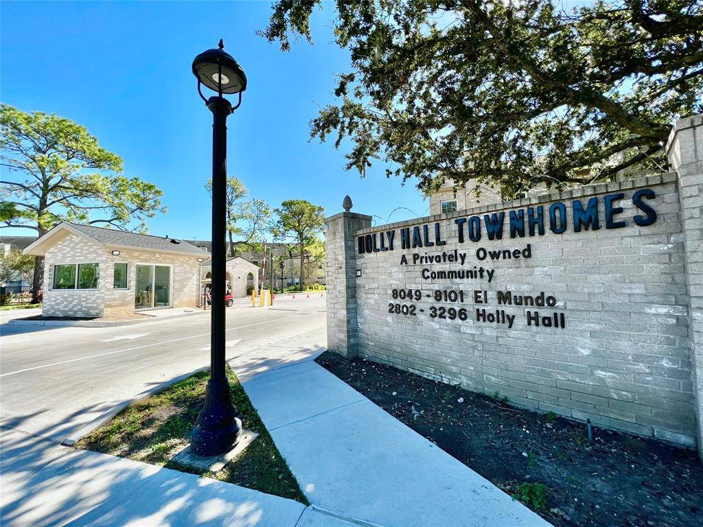 Houston, TX 77054,3060 Holly Hall ST