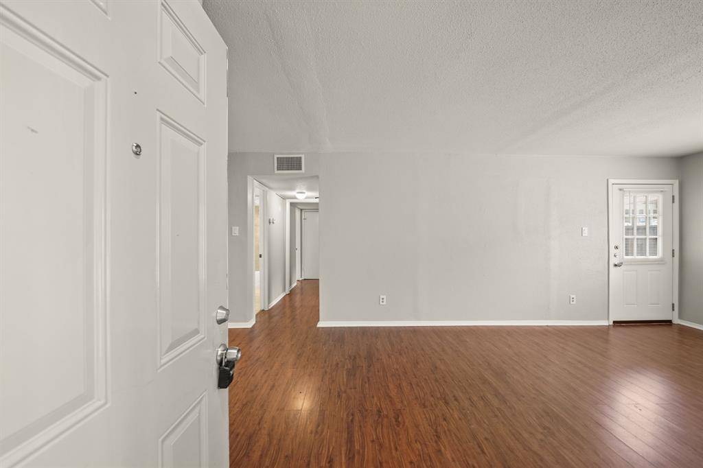 Houston, TX 77042,2110 Wilcrest DR #137