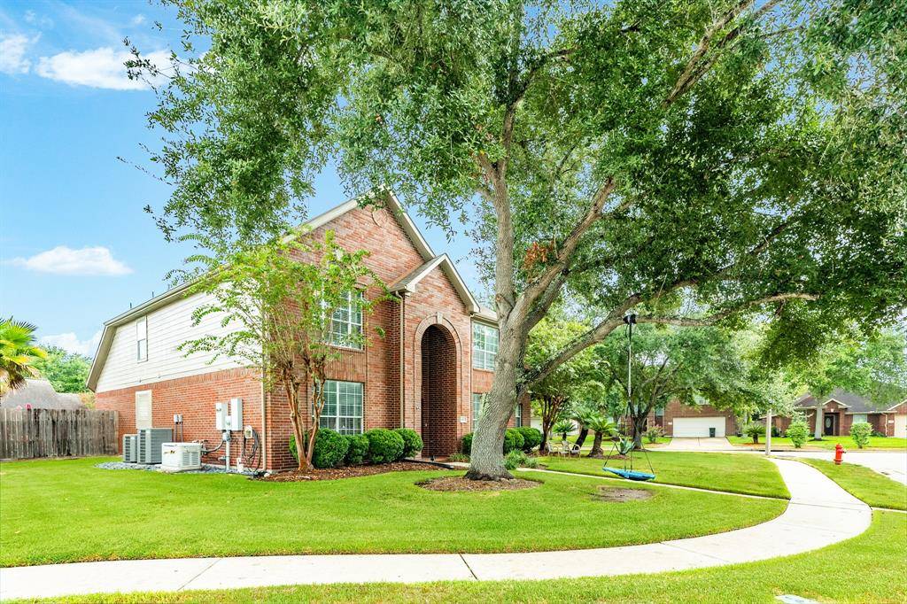 League City, TX 77573,4428 Cottonwood CT