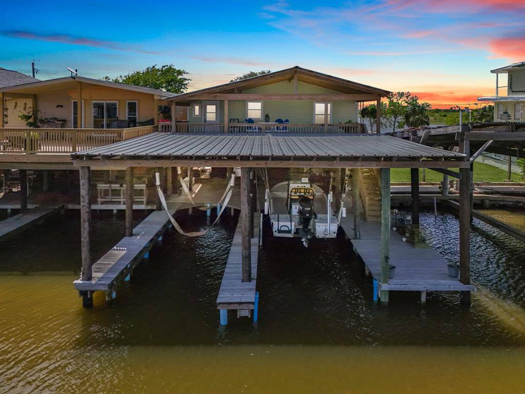 Freeport, TX 77541,518 Marine WAY