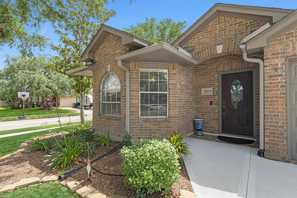 Pearland, TX 77584,3508 Yellowstone CIR