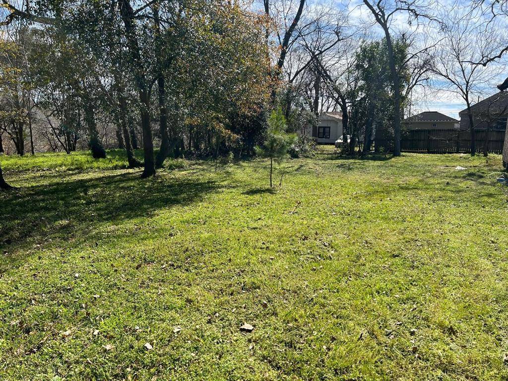 Houston, TX 77022,1514 E 33rd ST