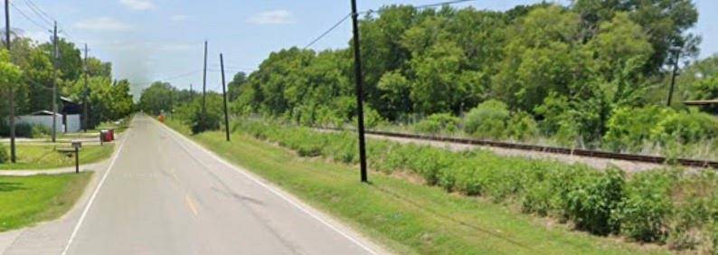 Highlands, TX 77562,1003 Battlebell RD