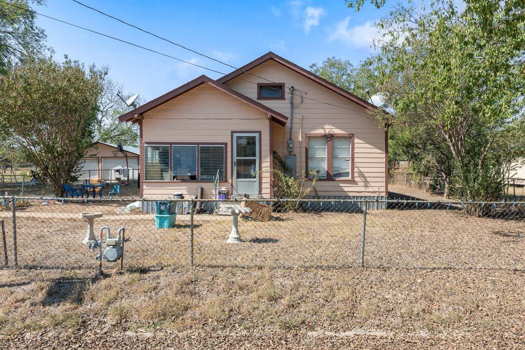 Caldwell, TX 77836,806 Plum ST