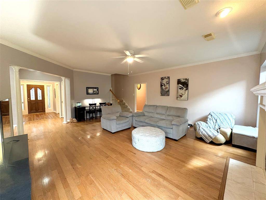 Sugar Land, TX 77478,4830 Plantation Colony DR